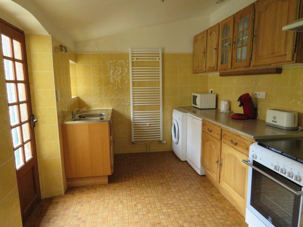 le presbytère de Montaigut Montégut Esterno foto