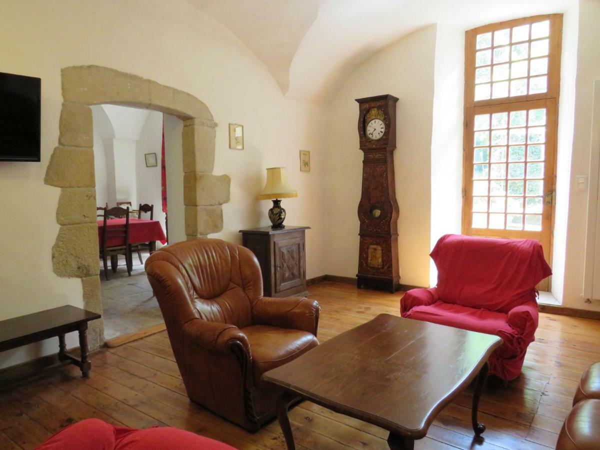 le presbytère de Montaigut Montégut Esterno foto