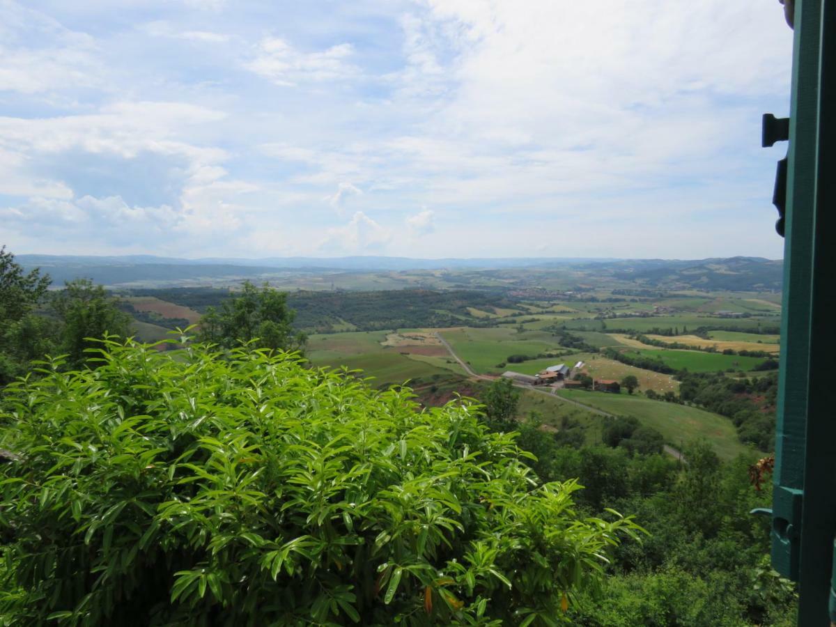 le presbytère de Montaigut Montégut Esterno foto